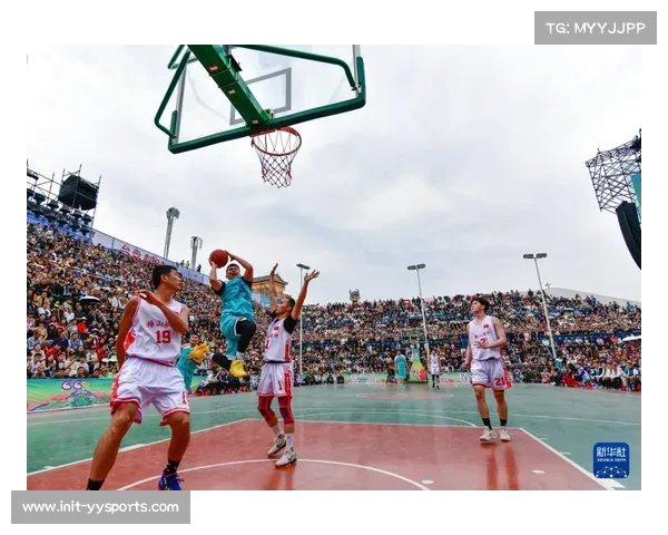 篮球传统项目学校开展多样活动，三人篮球赛吸引学生积极参与